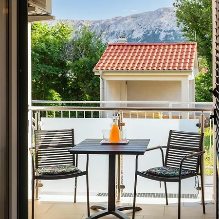 Lägenhet With Parking Space Baska, Krk - 25249 *