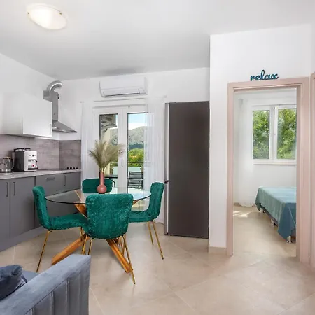 With Parking Space Baska, Krk - 25249 Apartment Baska (Krk)