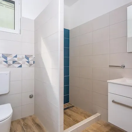 With Parking Space Baska, Krk - 25249 Apartmán Baška
