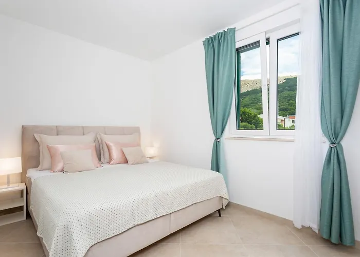 With Parking Space Baska, Krk - 25249 Apartment