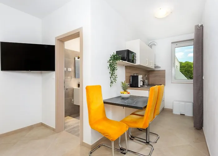 Apartment With Parking Space Baska, Krk - 25249 *