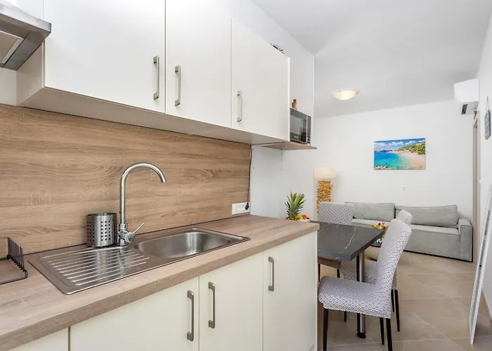Apartment With Parking Space Baska, Krk - 25249