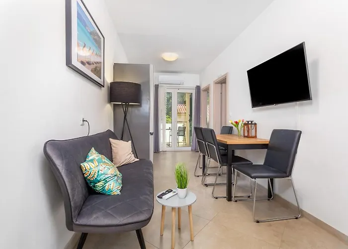 With Parking Space Baska, Krk - 25249 Apartment Baska (Krk)