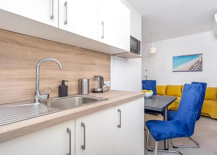 Apartment With Parking Space Baska, Krk - 25249 Baska (Krk)
