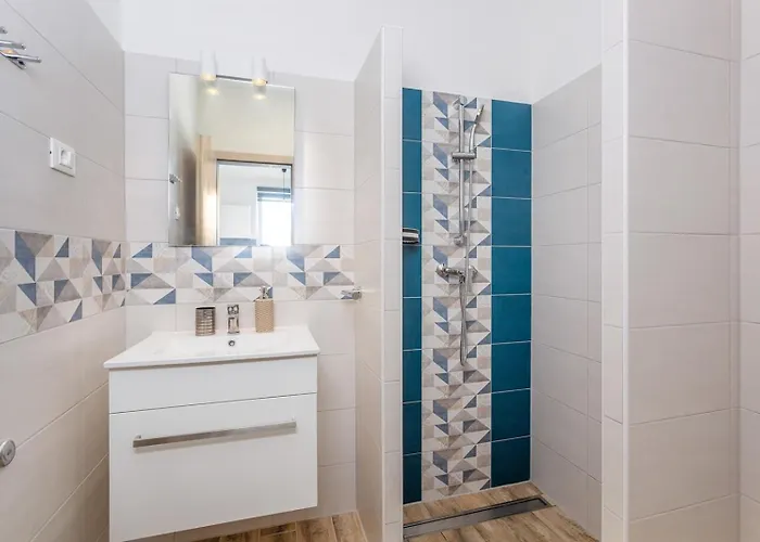 Apartment With Parking Space Baska, Krk - 25249 Baska (Krk)