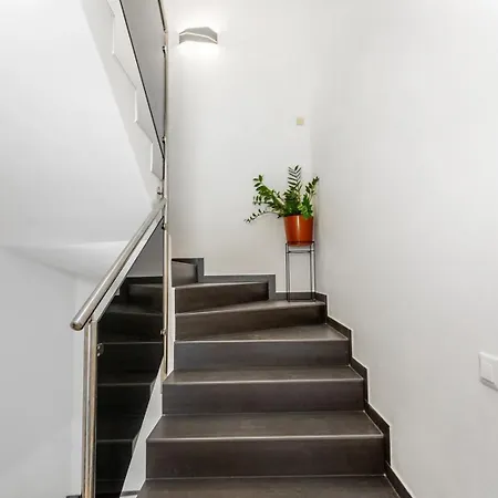 With Parking Space Baska, Krk - 25249 Appartamento