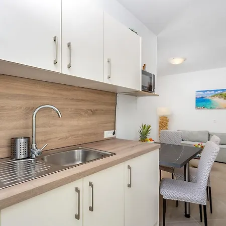 Appartamento With Parking Space Baska, Krk - 25249